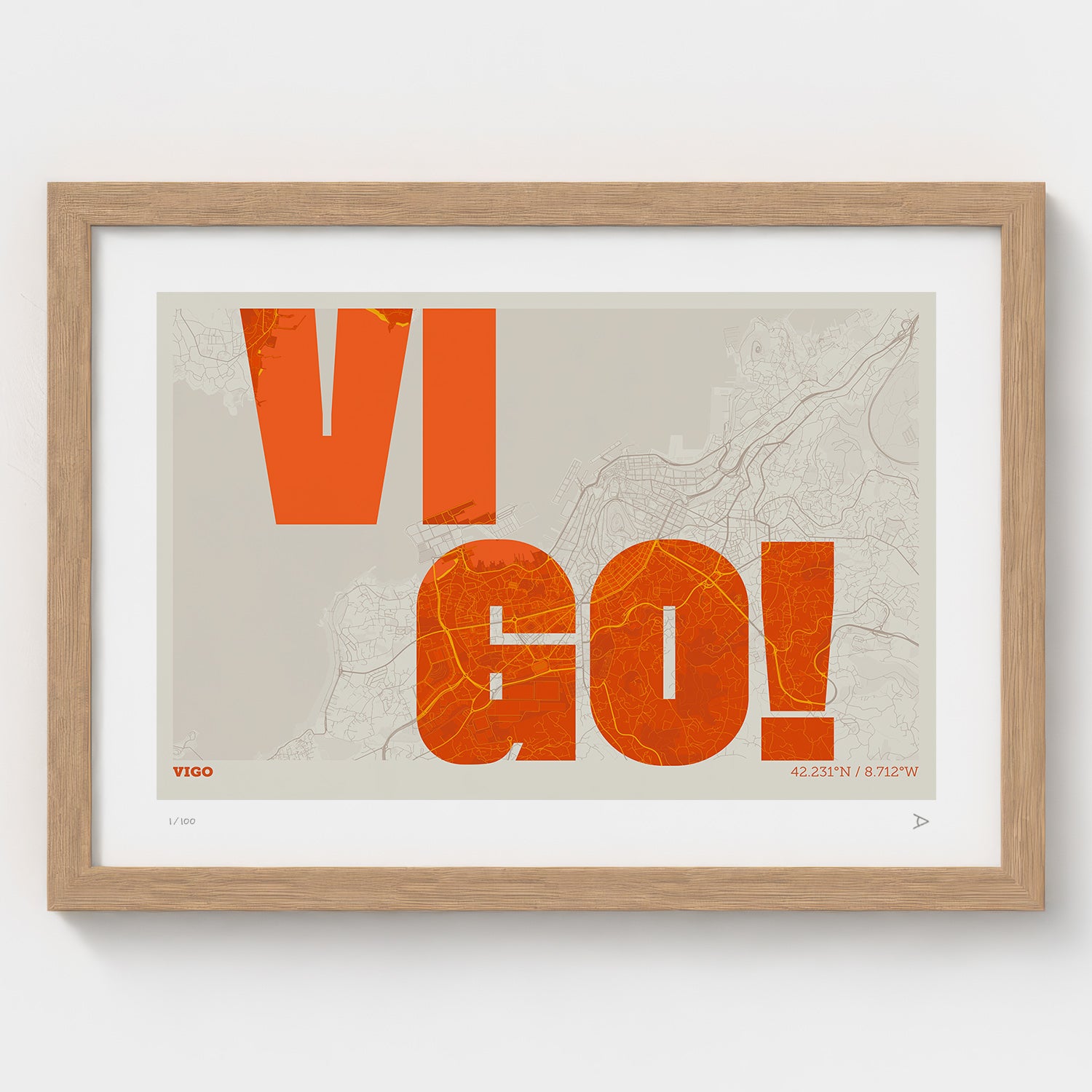 Lámina tipográfica de Vigo – diseño Revoltosa, marco de madera natural