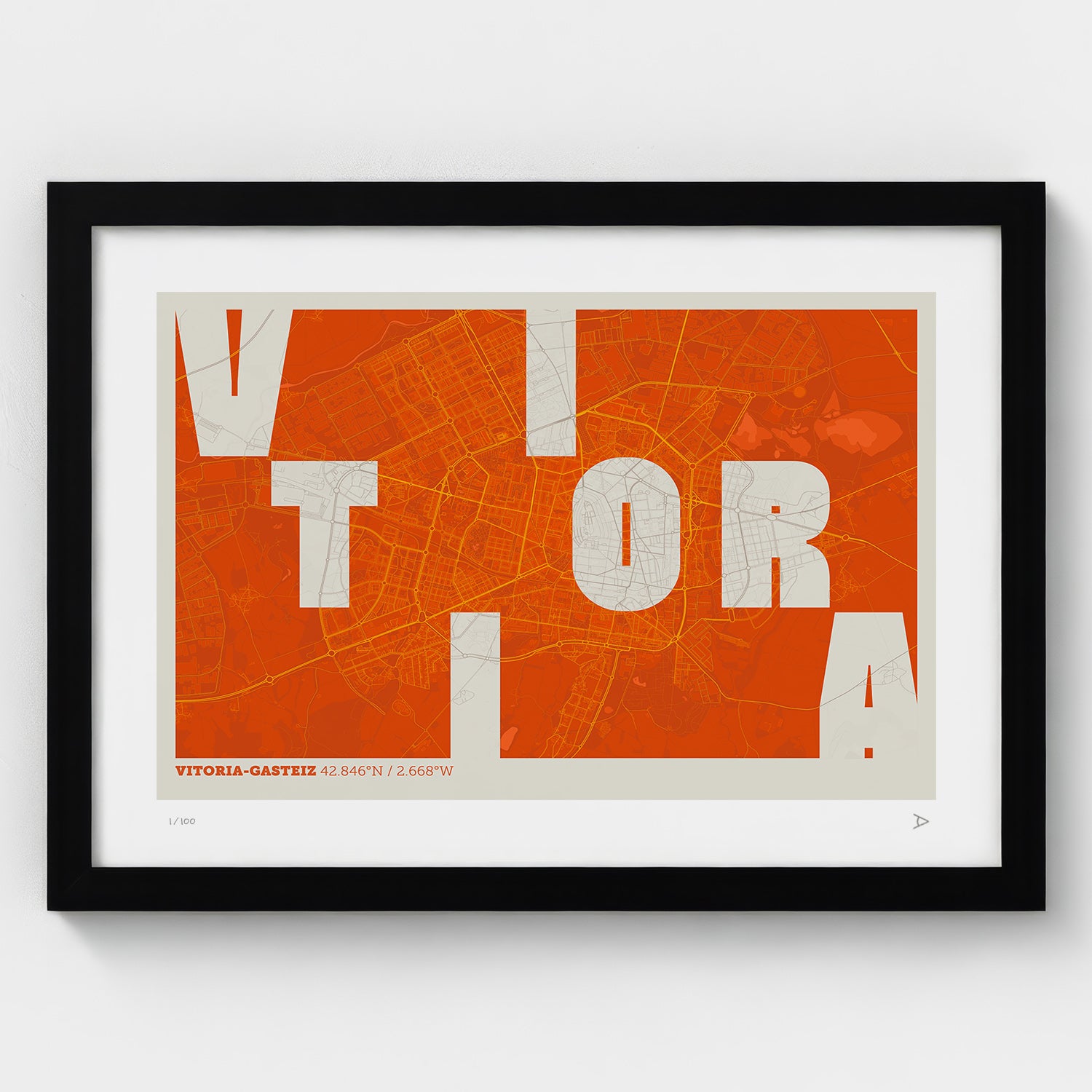 Lámina tipográfica de Vitoria-Gasteiz – diseño Revoltosa, marco negro