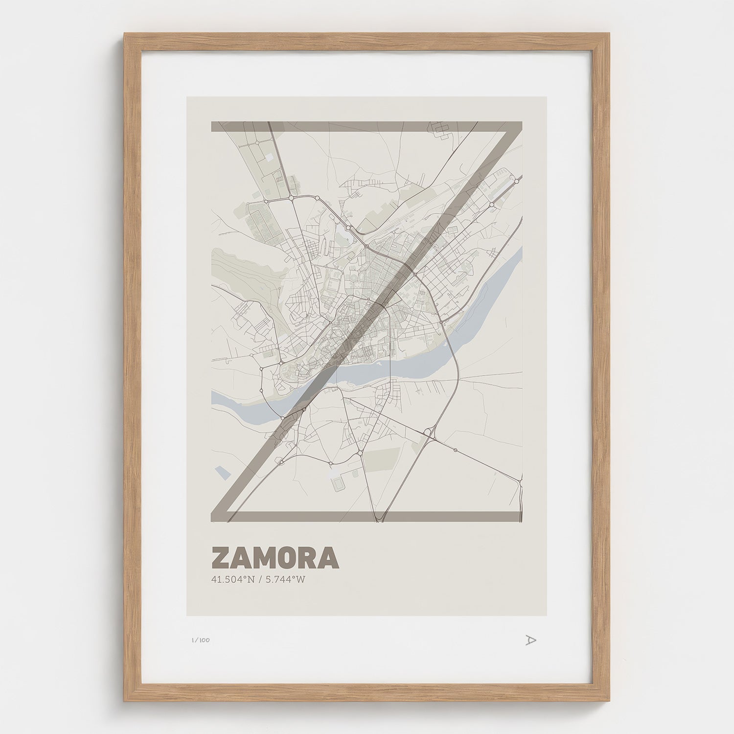 Lámina tipográfica de Zamora – diseño Ultrafina, marco de madera natural