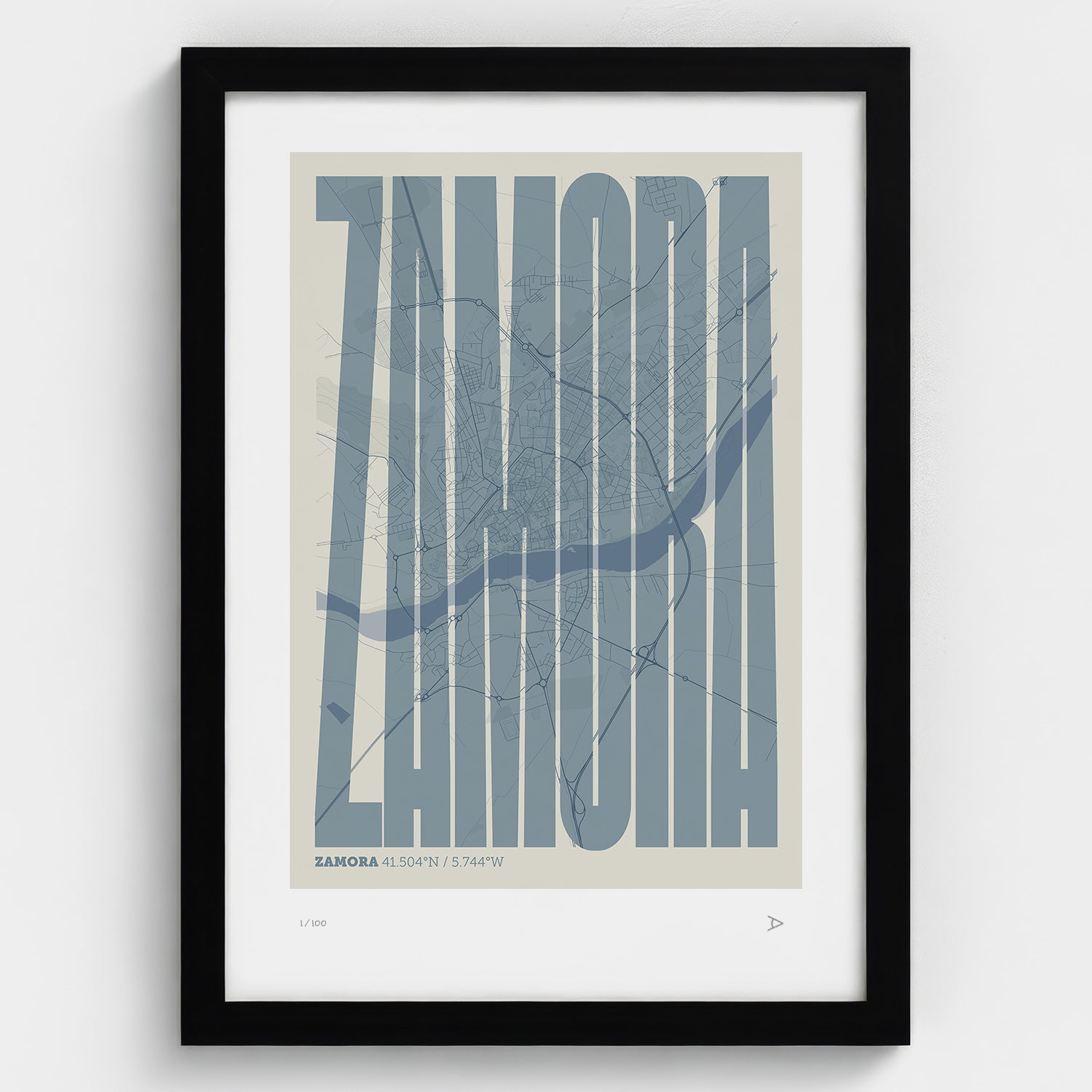 Lámina tipográfica de Zamora – diseño Extra Comprimida, marco negro